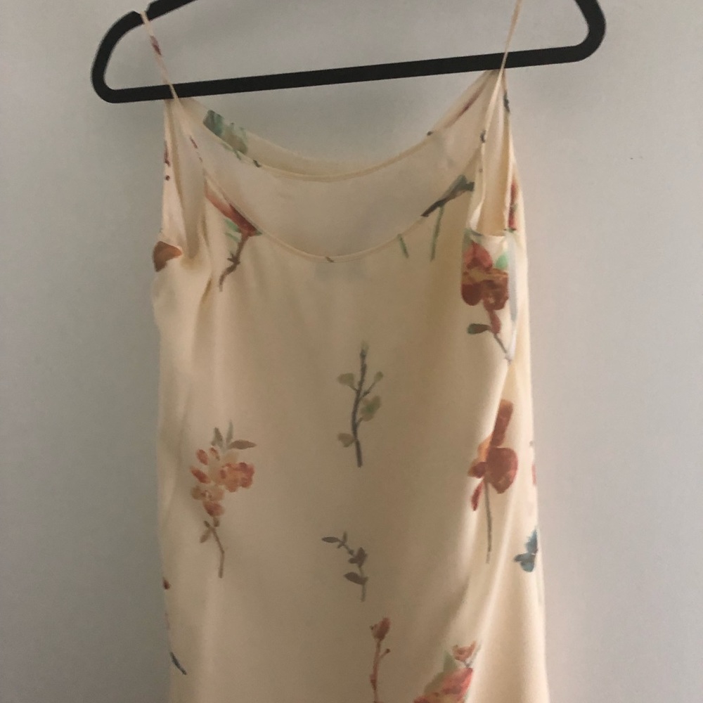Dress - Picture 2 of 8